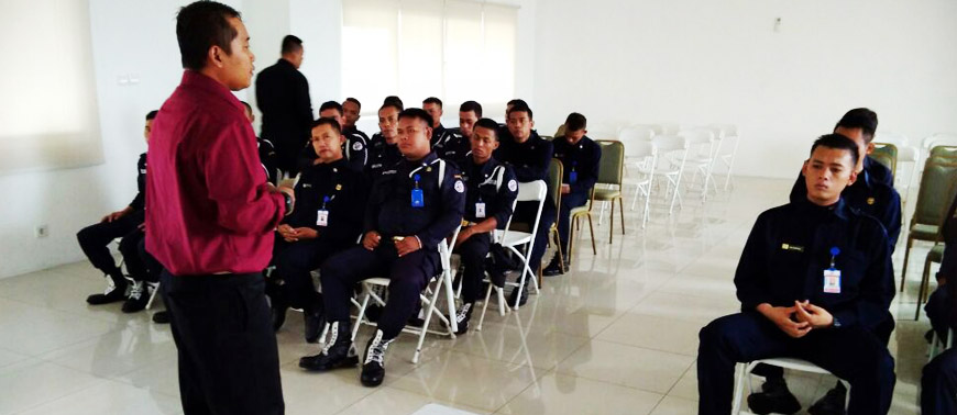 Slide_Tugas,Fungsi Dan Peranan Petugas Keamanan